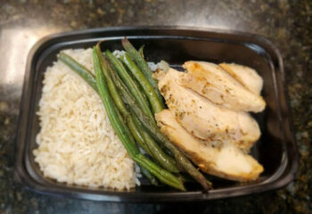 Classic Chicken and White Rice Dinner