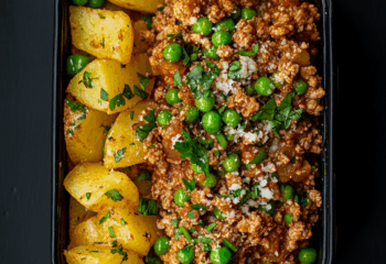 Ground Turkey Ragu with Peas