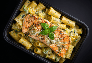 Creamy Pesto Salmon Rigatoni Pasta