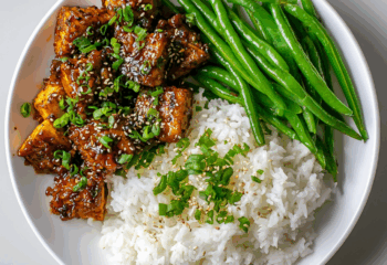 Thai Chili Tofu over Steamed Rice and Green Beans
