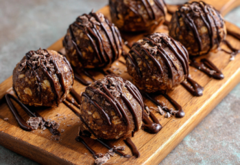 Chocolate Brownie Energy Bites